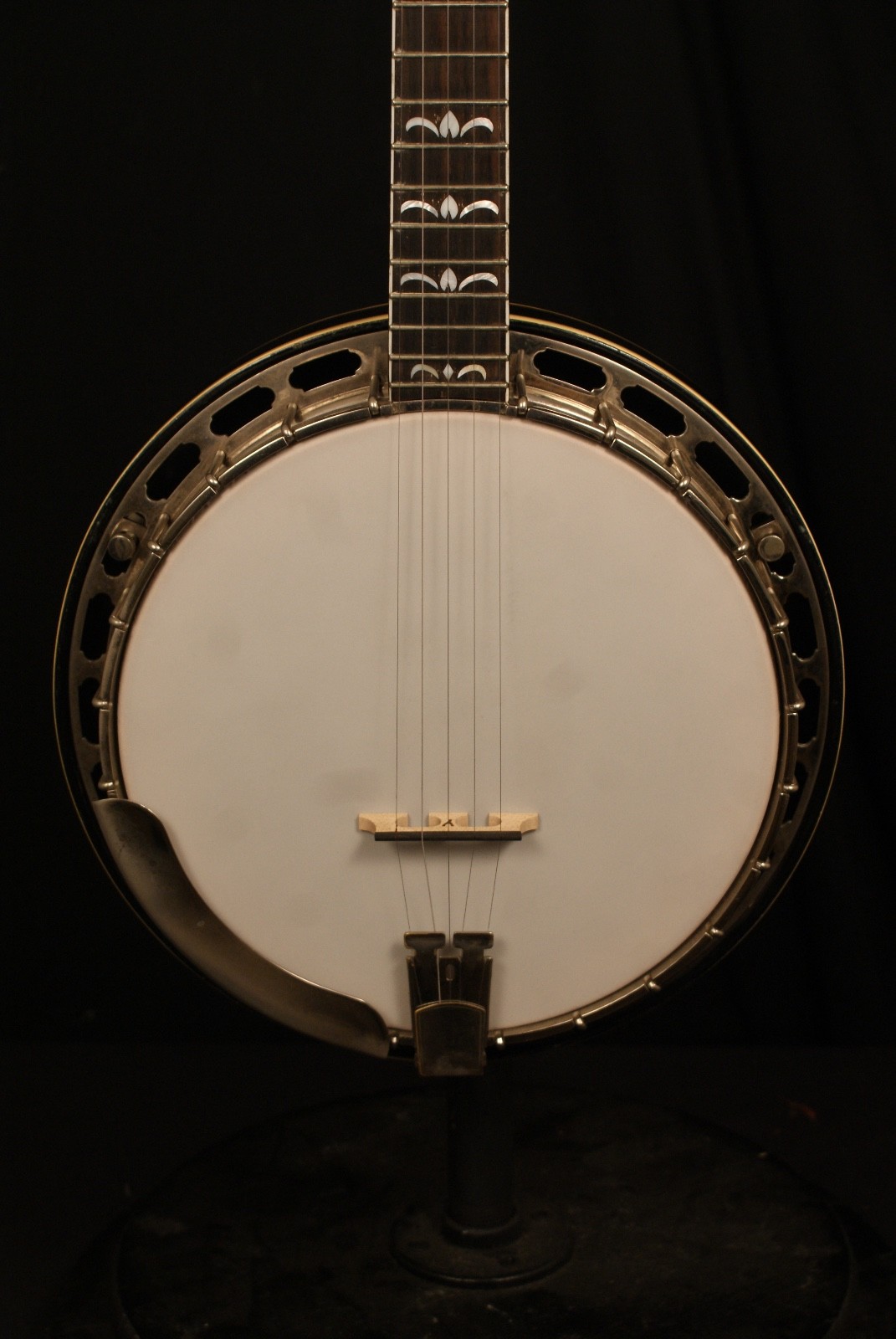 1930's Gibson TB11 Kel Kroydon 5 string conversion banjo Blaylock ring + case