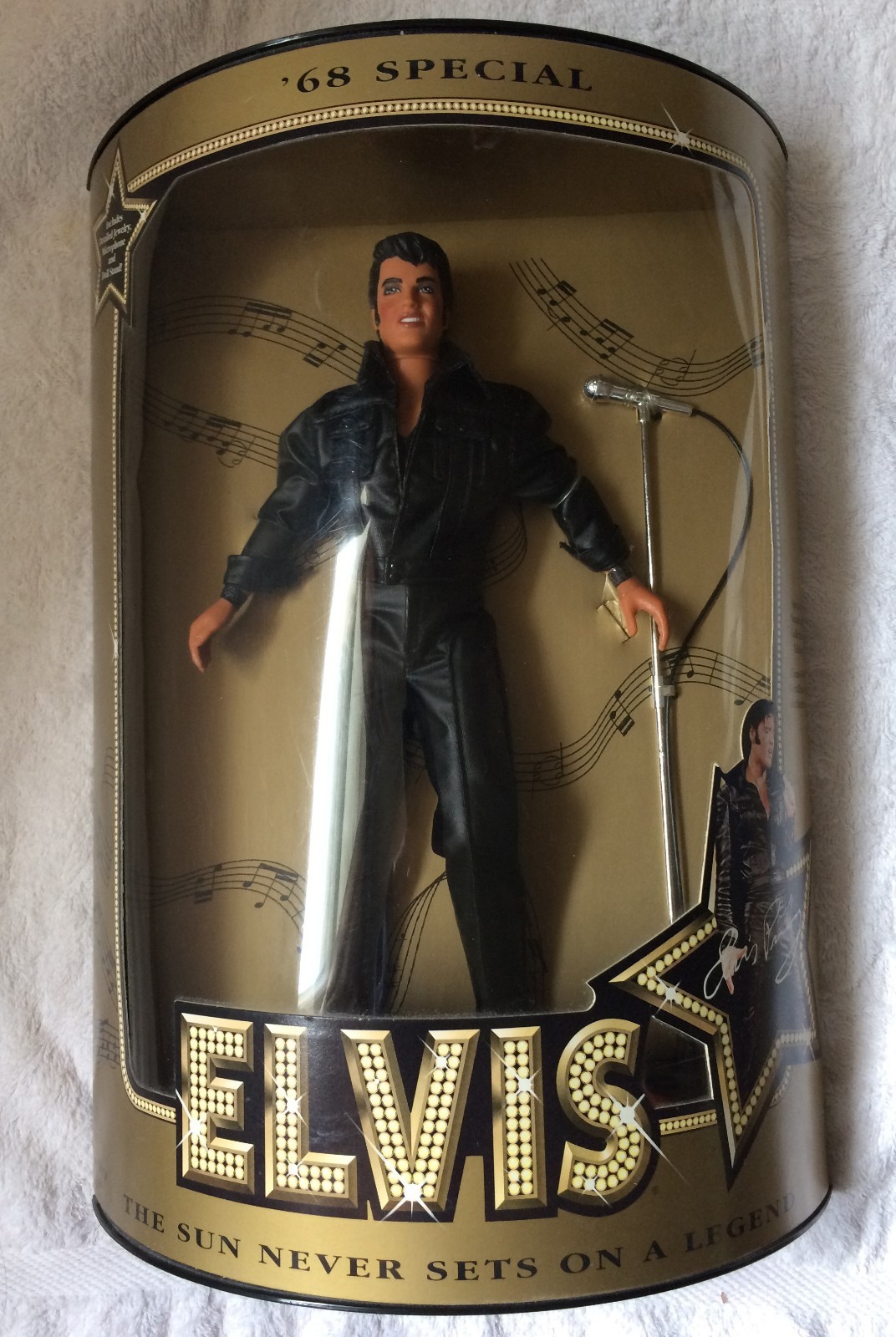 Elvis Presley '68 Special Doll Hasbro 1993 The Sun Never