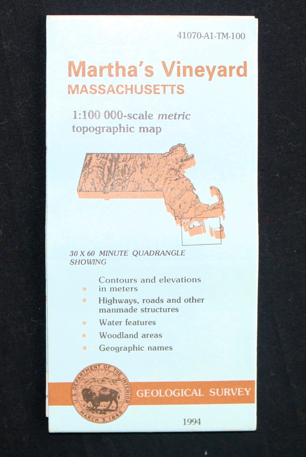 USGS Martha's Vineyard Massachusetts 1:100,000 Metric Folded Topo Map ORIGINAL