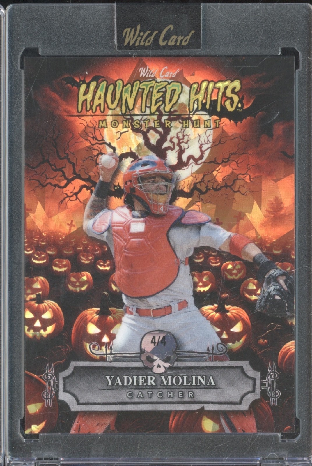 2025 Wild Card Monster Hunt Haunted Hits Orange Crystal Yadier Molina 4/4