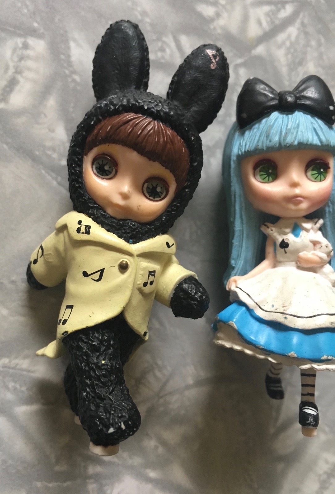 Lot of 2 2006 Blythe Belle figures Alice in Wonderland Black Bunny Japan Takara