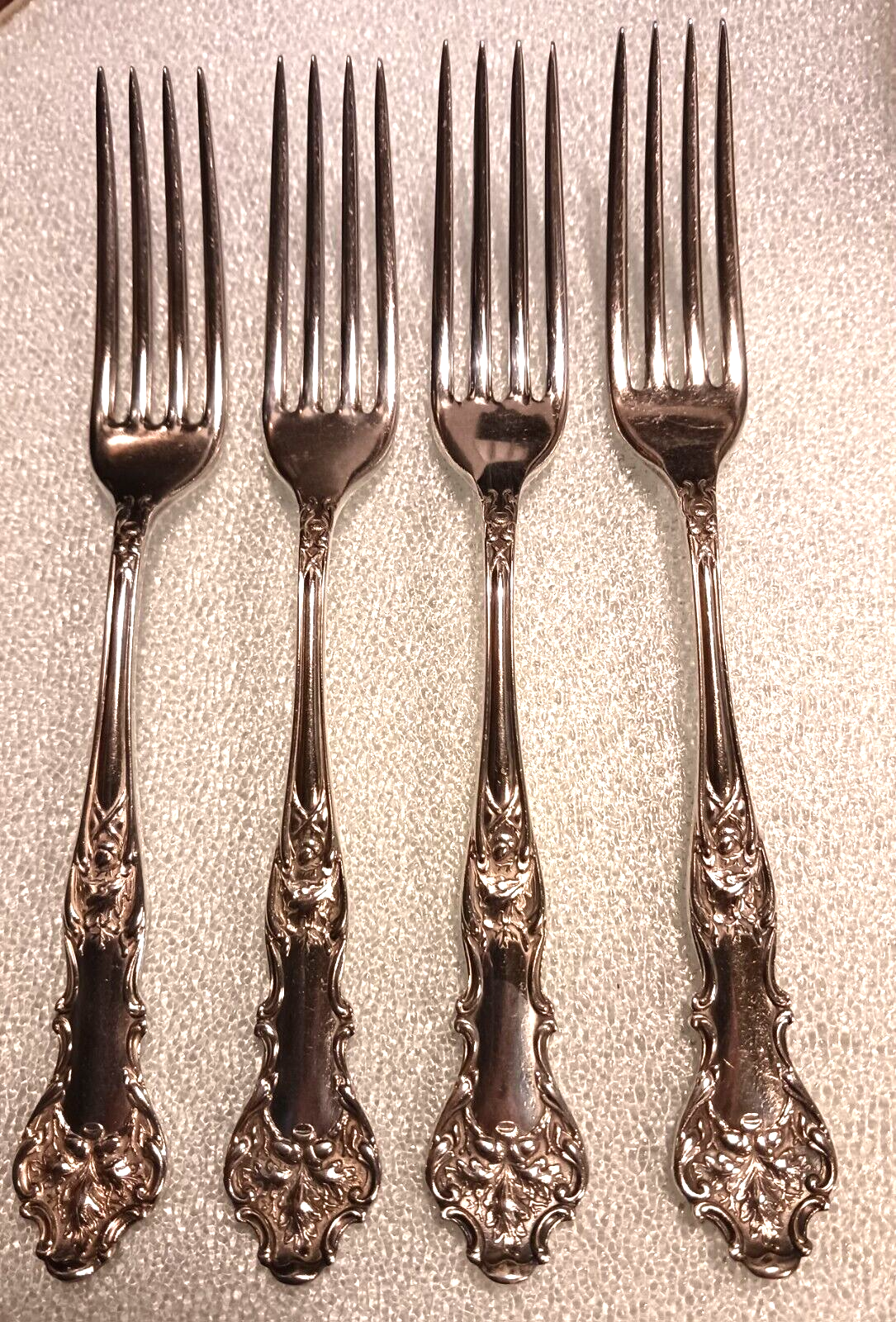 Charter Oak 1847 Rogers Bros International Silverplate 4 Dinner Forks 7-1/2”
