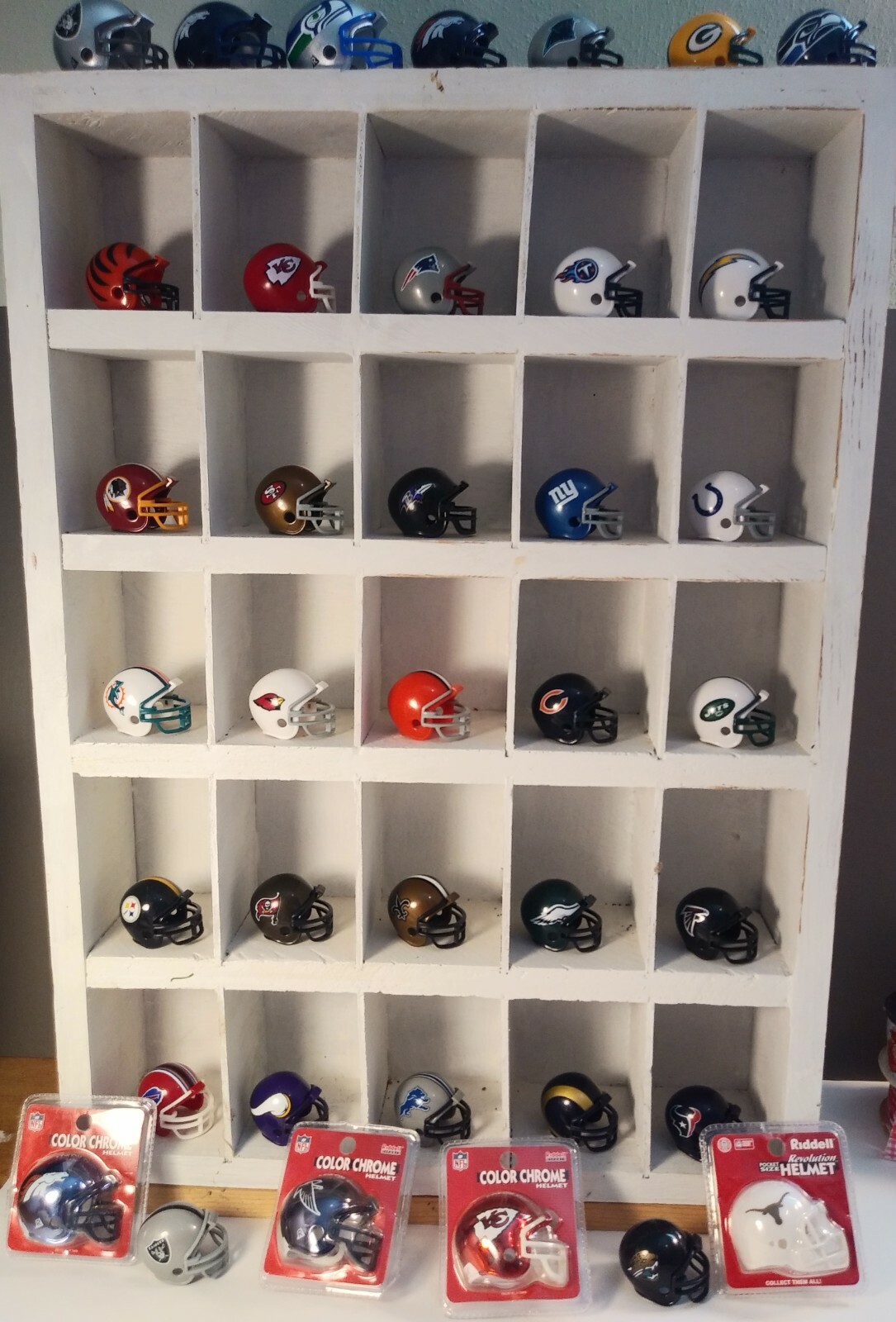 Riddell Pocket Sized NFL  Helmets, and MBL Multi-listing, You Pick Your Team.