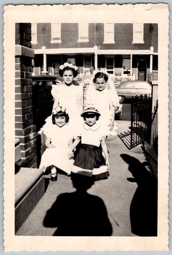 Vtg B&W Snapshot Four Girls White Dresses First Communion Flower Girls 1950s