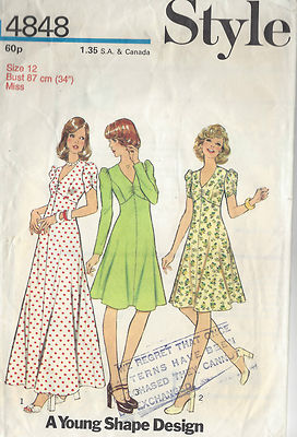 ニューギニアの文様 (1974年) (Antique pattern〈2〉) 1974 Vintage Sewing Pattern B34 DRESS (1472) | eBay