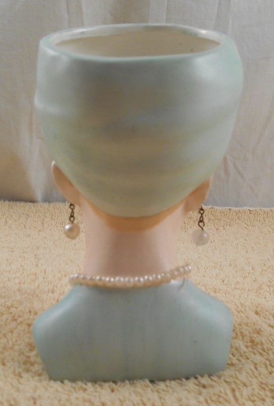 GRACE KELLY HEAD VASE NAPCO, 1960, C4899A  (Complete with earrings & necklace)