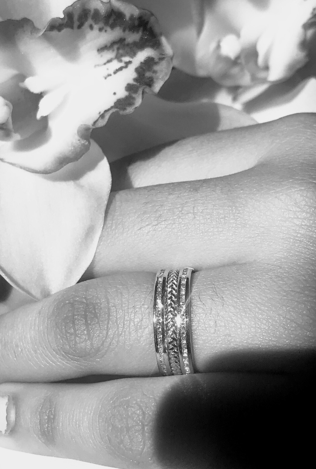 Pre-owned Jewelry By Paula 14k White Gold Twist Band Ring, Stacking Band, Midi Ring 2 Mm. Solid 14k Gold