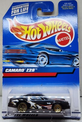 Hot Wheels  Chevrolet Camaro  #124  2000 Mattel Wheels/Malaysia 