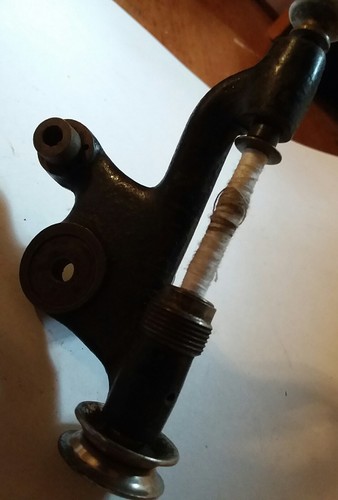 Singer sewing machine bobbin Winder