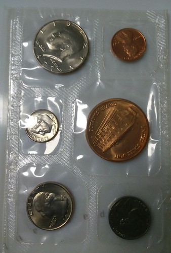 BUY IT NOW  1977 DENVER MINT SOUVENIR SET - ORIGINAL ENVELOPE    COINS