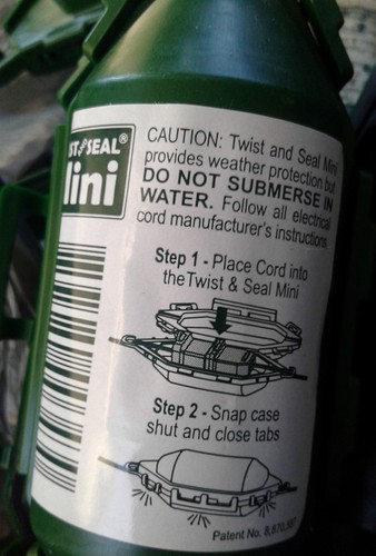 5 x New  Twist and Seal Mini Weather Resistant Cord Protector Holiday Lighting