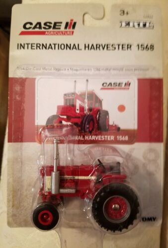 ERTL 1:64 CASE IH International Harvester 1568 V8   Tractor