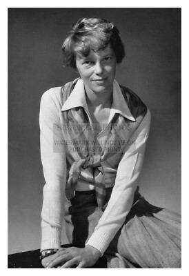AMELIA EARHART FEMALE AMERICAN AVIATION PIONEER CUTE 4X6 PHOTO