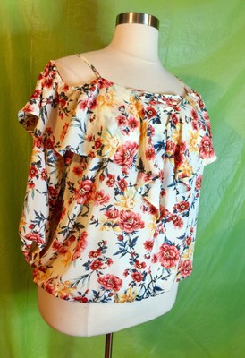 Liberty Love Size 2XL Floral Ruffled Cold Shoulder Top Blouse NWT