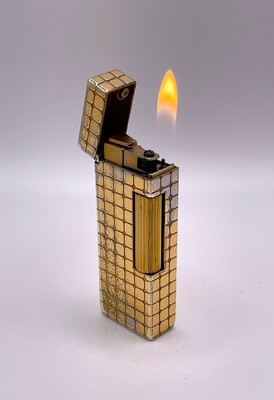 Dunhill Rollagas WORKING Vintage Lighter in a Gold Plated Checkered Design c1989