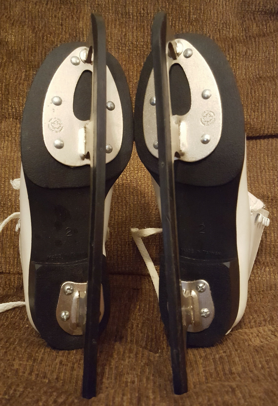 Size 2 Leather Girl's White Ice Skates with 8 1/3 SLM Blades (Guard Included)