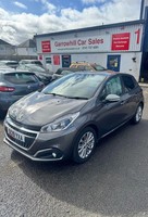 2019 Peugeot 208 1.2 PureTech 82 Signature 5dr [Start Stop] HATCHBACK Petrol Man