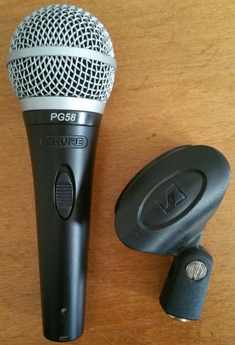 EXCEPTIONAL SHURE PG58 WIRED MICROPHONE MIC, CLIP STAND HOLDER + BAG ~ LIGHT USE