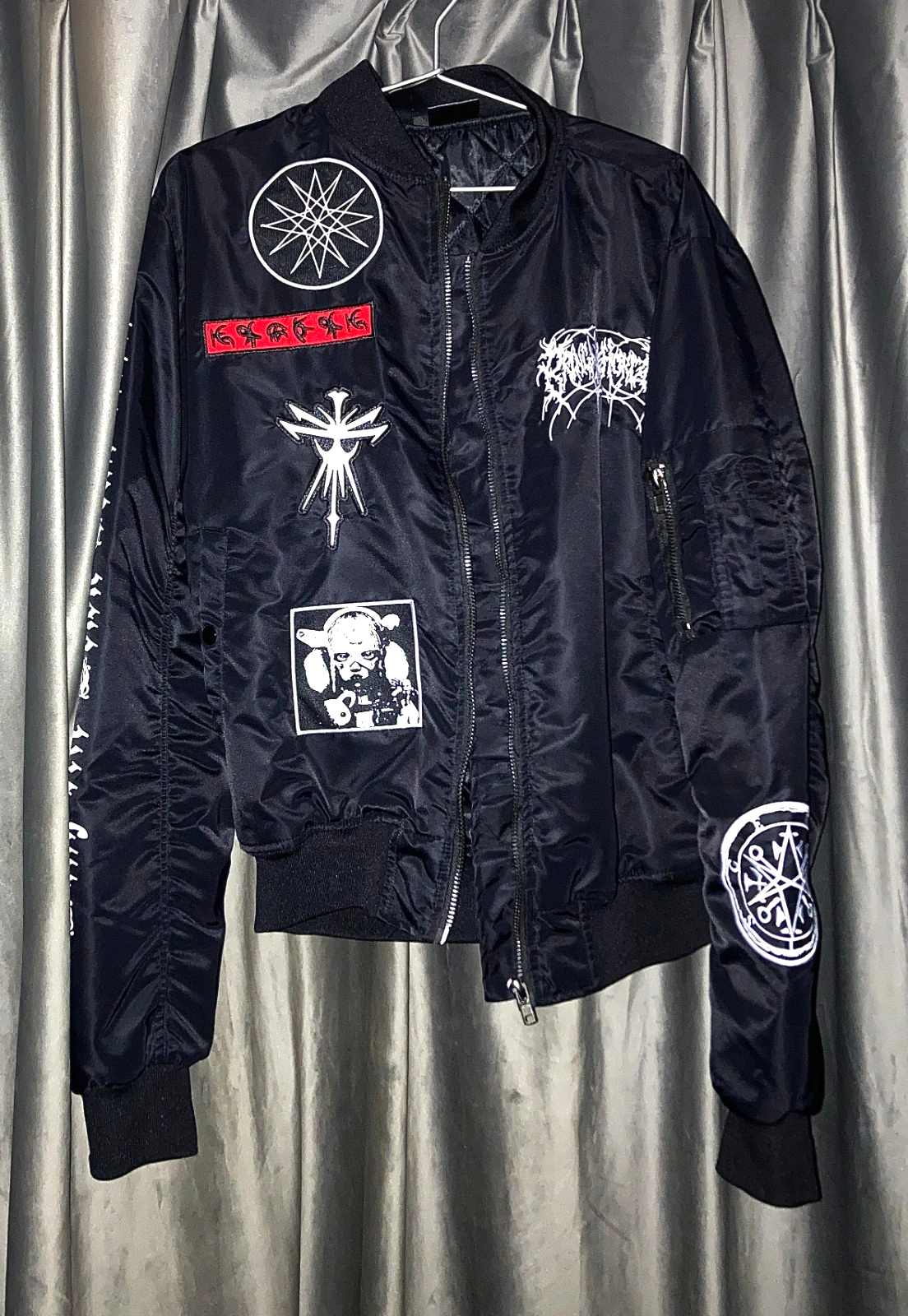 [日本限定品　完売品］BRING ME THE HORIZONボンバージャケット Bring Me The Horizon BMTH Bomber Jacket MA-1 M Tokyo Opium Playboi