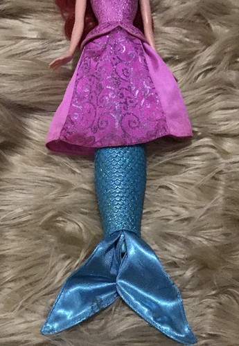 Mattel THE LITTLE MERMAID Singing  ARIEL Doll - Changes from Mermaid to Princess