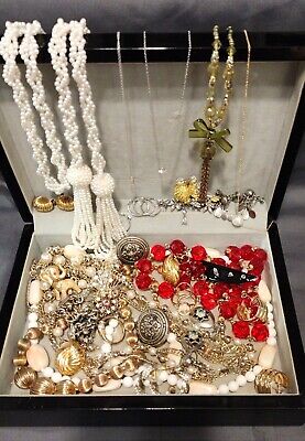 Estate Mixed Jewelry Lot VTG Modern In Black Lacquer Box