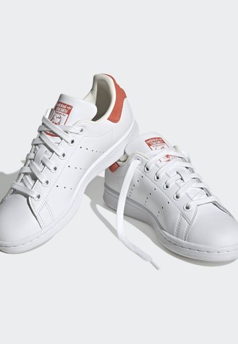 新品　adidas golf Stan Smith ホワイト/オレンジ 発売予定】ネオプレンのディテールを加えた adidas Originals