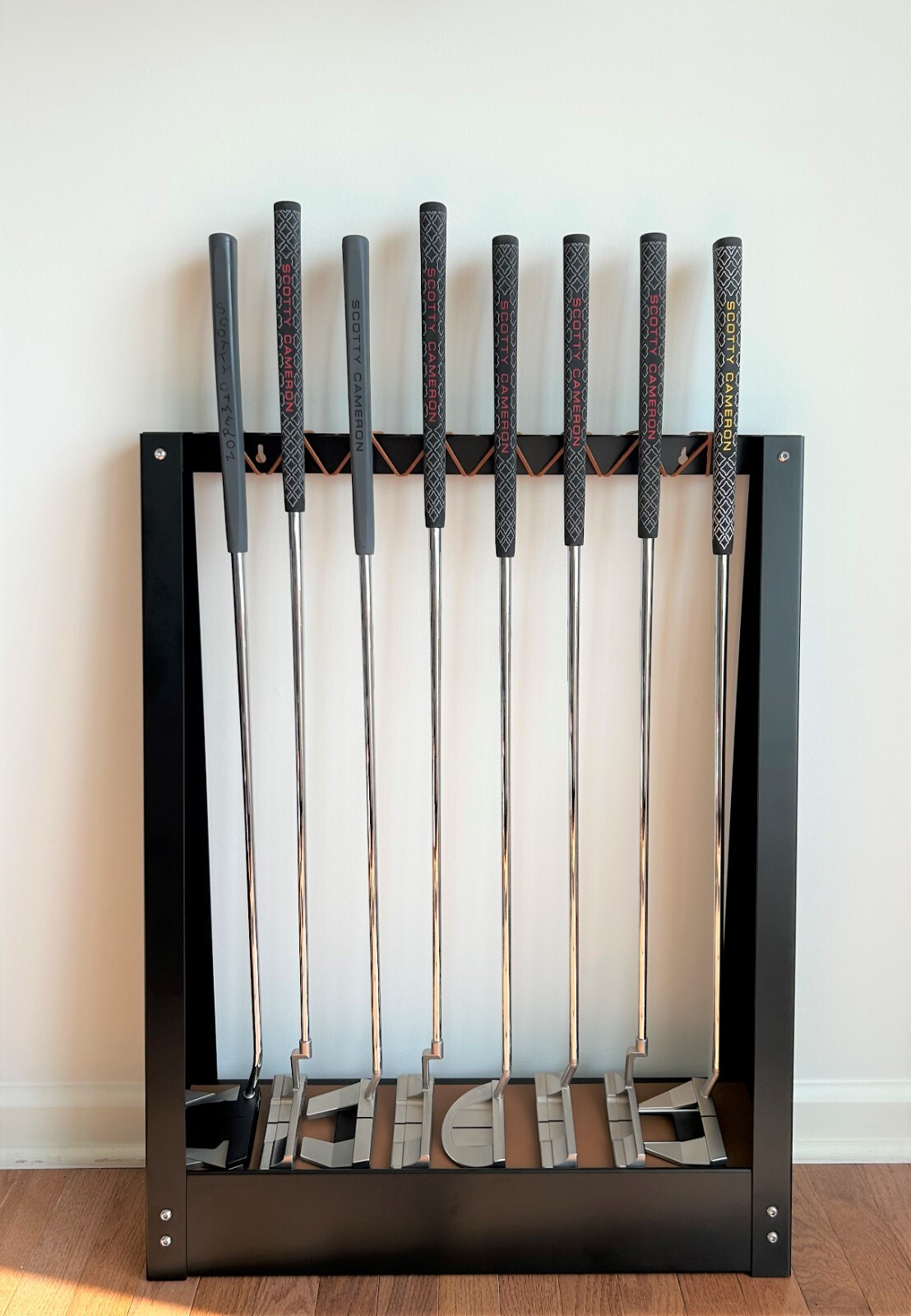Black Powdercoat Golf Club Display Rack 8 Putters +Wall