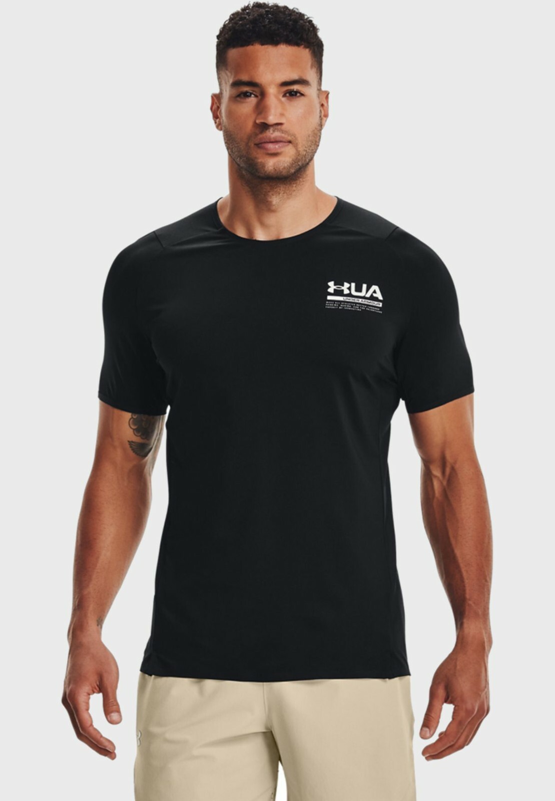 

Under Armour Iso-Chill Перфорированная футболка мужская черно-белая верхняя футболка для спортивной одежды, Черный, Under Armour Iso-Chill Perforated T-Shirt