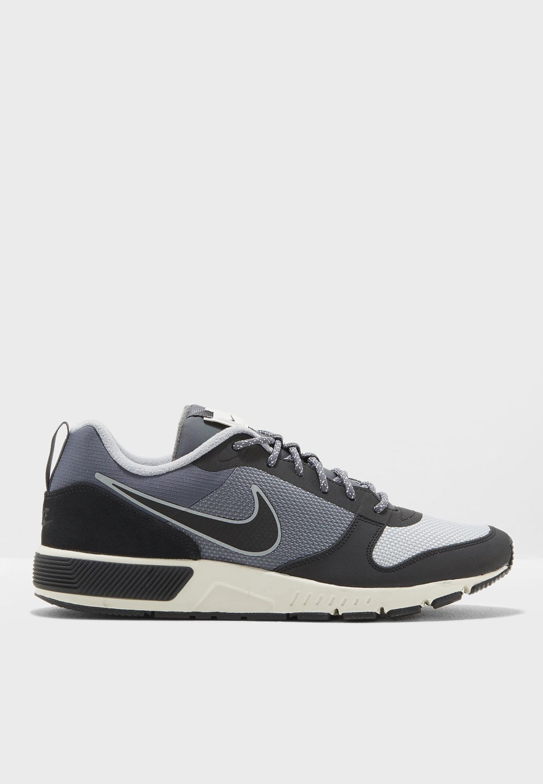 nightgazer trail 916775 sneakers de hombre 41 br9524dd1 Nike Nightgazer Trail 916775 Sneakers de Hombre Calzados Vesga