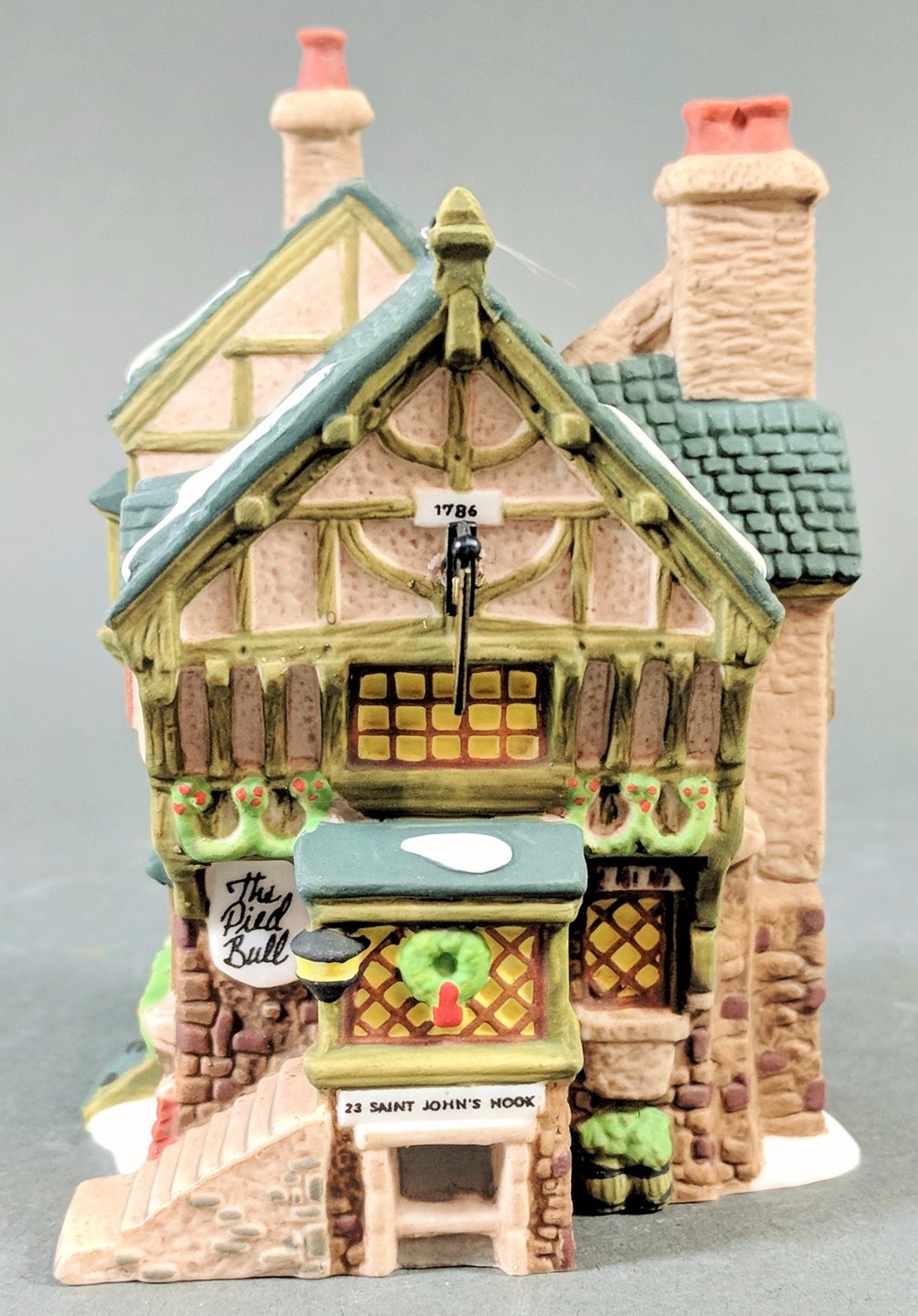 Dept 56 Charles Dickens Heritage - The Pied Bull Inn 1996 Collector Ornament