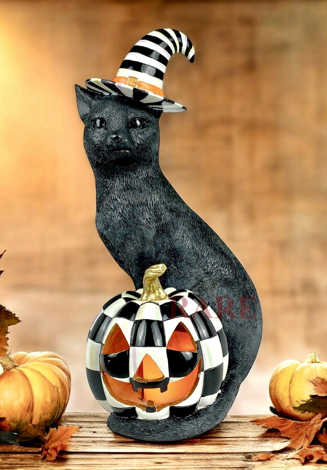 マッケンジーチャイルズ　ハロウィン　パンプキン Amazon.com: MACKENZIE-CHILDS “Boo” Resin Pumpkin Decor Set