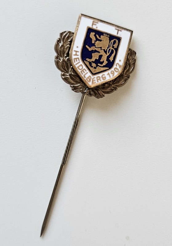 Anstecknadel Vereinsnadel - Ft Heidelberg 1902 - Halbkranz