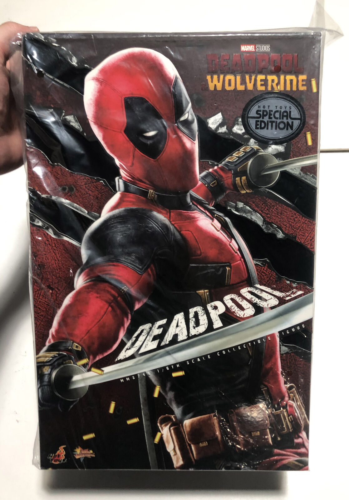 New Hot Toys 1/6 MMS746B Deadpool From Deadpool & Wolverine New Hot Toys 1/6 MMS746B Deadpool From Deadpool & Wolverine