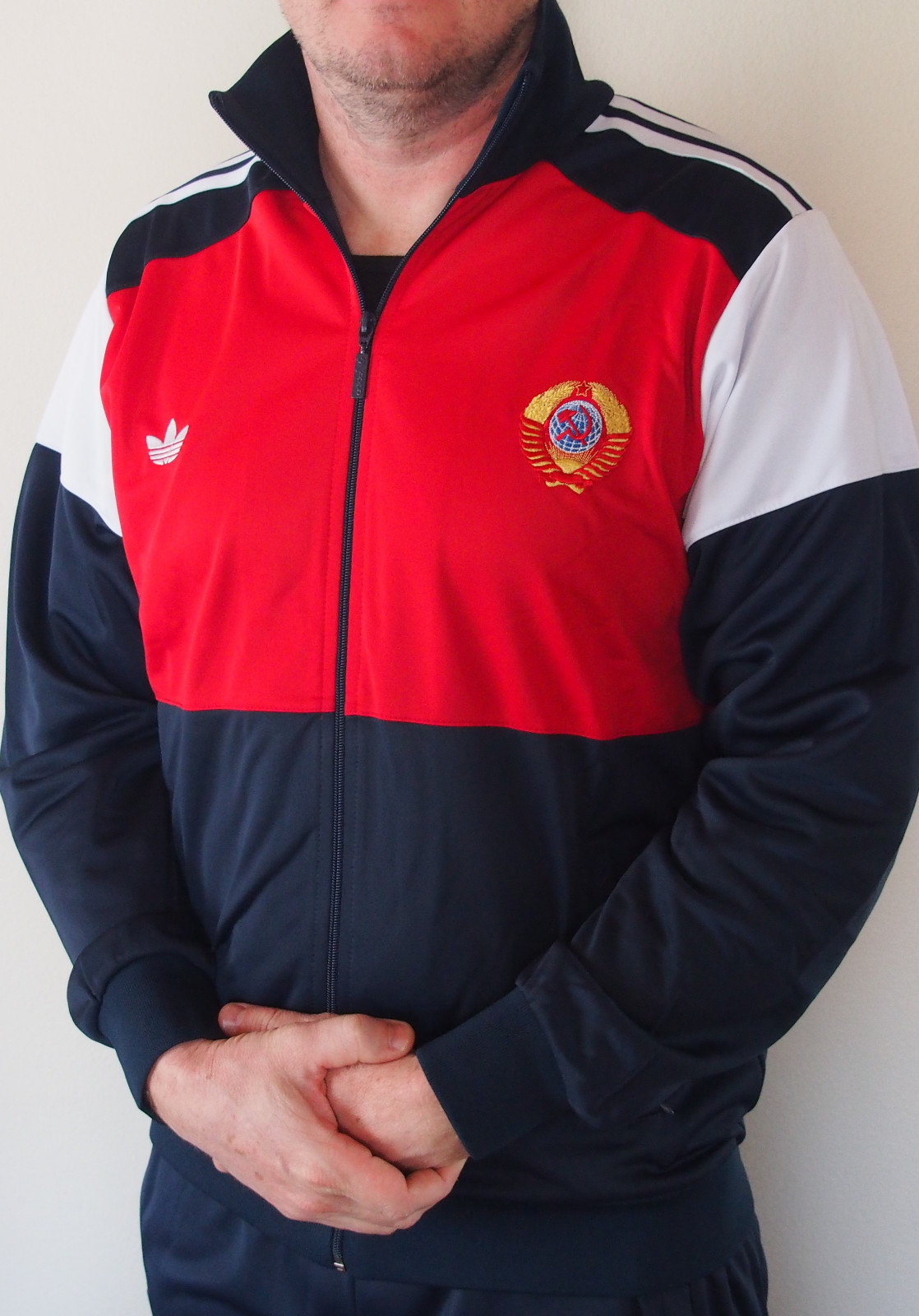 إقامة الضباب سجل ussr adidas tracksuit 