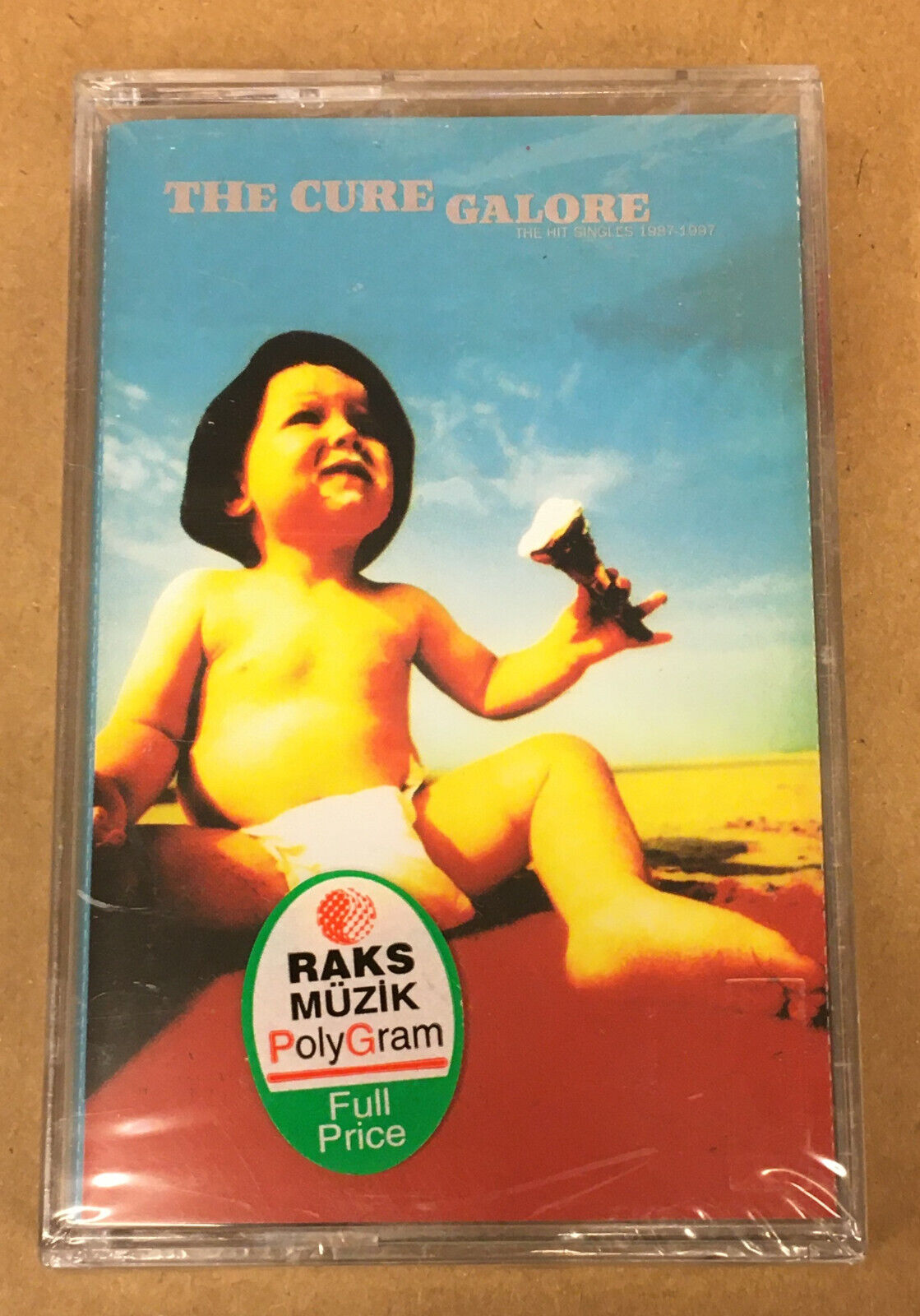 THE CURE - GALORE THE HIT SINGLES 1987-1997 SEALED CASSETTE MADE IN TURKEY THE CURE - GALORE THE HIT SINGLES 1987-1997 SEALED CASSETTE MADE IN TURKEY