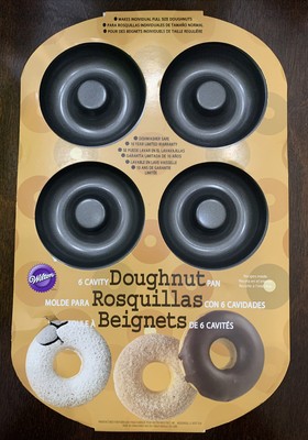 Wilton 6-Cavity Doughnut Pan Non-Stick Easy Donut Pan Makes 3 Inch Donuts. New