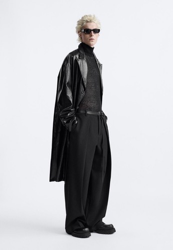 ZARA ジャケット　サイズＬ　ブラック ZARA - ZARA ZW COLLECTION ショート ボンバージャケット S