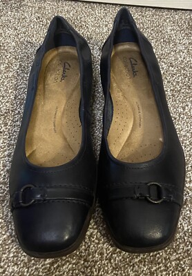 Clarks Collection Leather Flat Lyrical Sky Black Size 9M Women