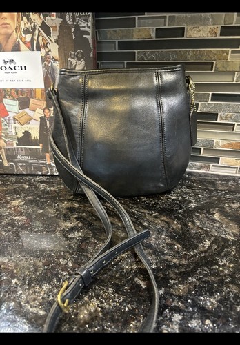 バッグ New Vintage Coach Cabin Bag Small Black Vintage Small Coach Black Leather Crossbody Bag Pocketbook