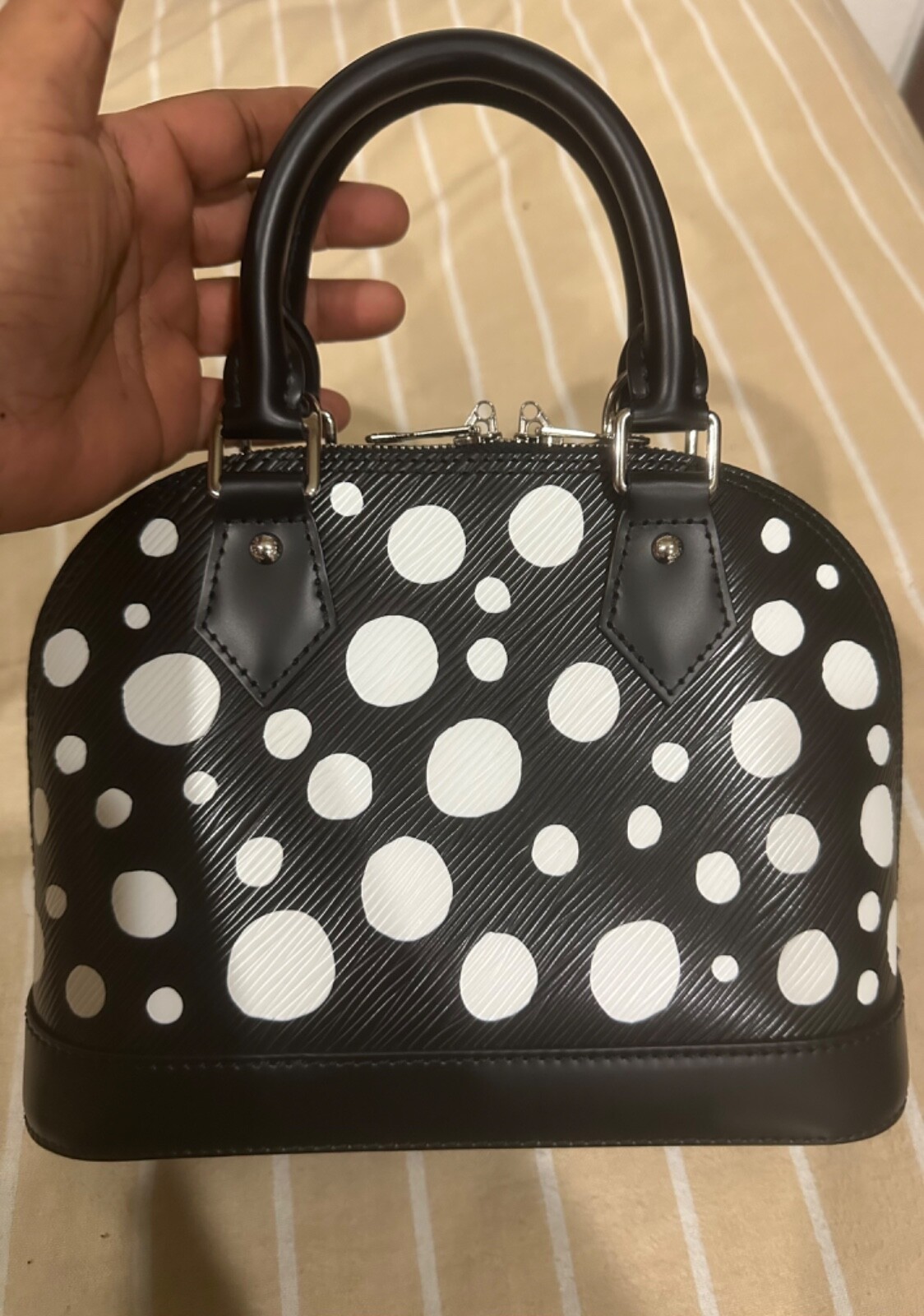 yumaにさせて頂きました。 LOUIS VUITTON フラワ Pre-Owned Takashi Murakami x Louis Vuitton White Monogram