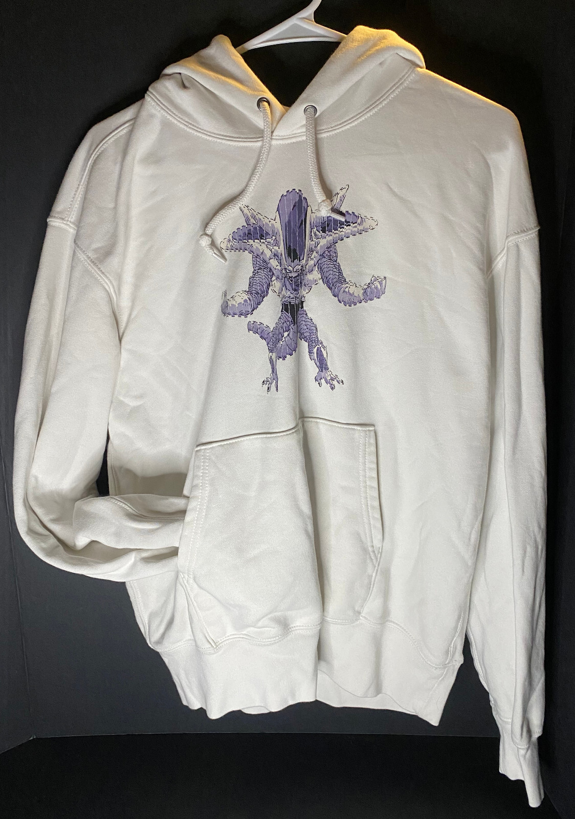 UNIQLO x DRAGON BALL Z UT Frieza 3rd Form Mens S Graphic UNIQLO x DRAGON BALL Z UT Frieza 3rd Form Mens S Graphic
