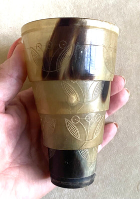 RARE 18th Century CARVED ETCHED ANIMAL HORN COLLAPSIBLE Drinking Cup