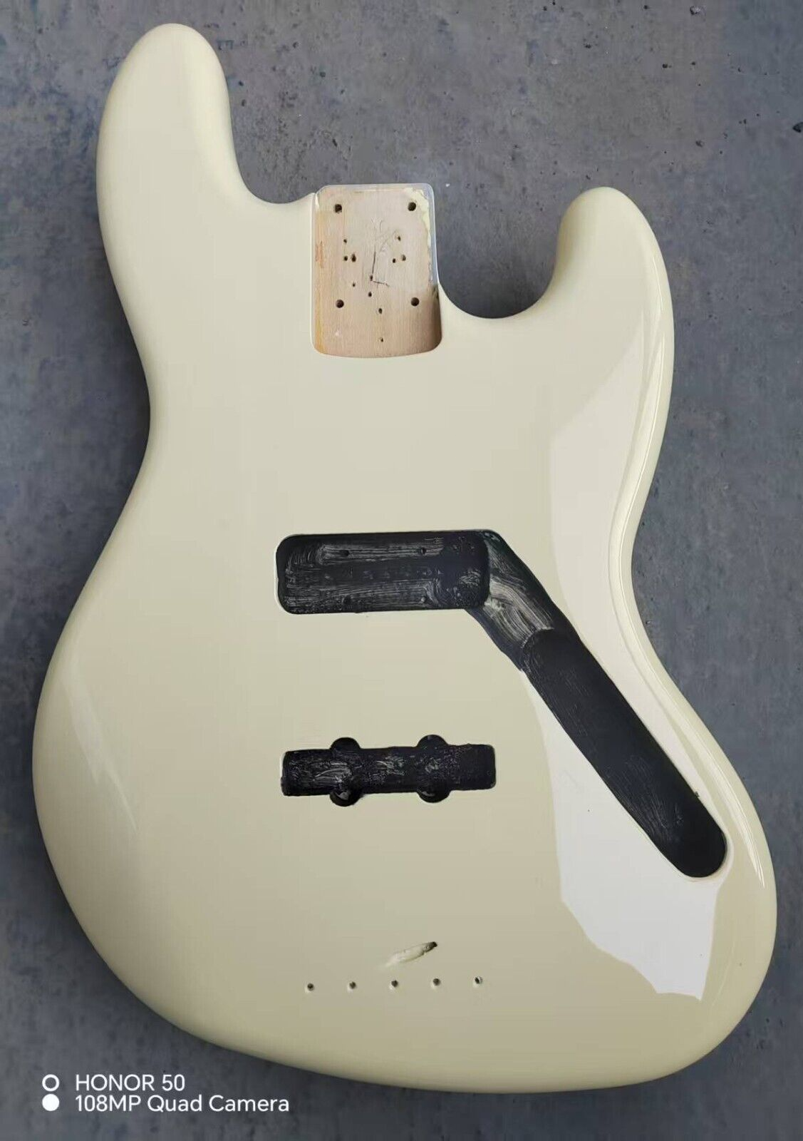 Squier by Fender ベース Qシリアル Squier by Fender ベース Qシリアル - メルカリ