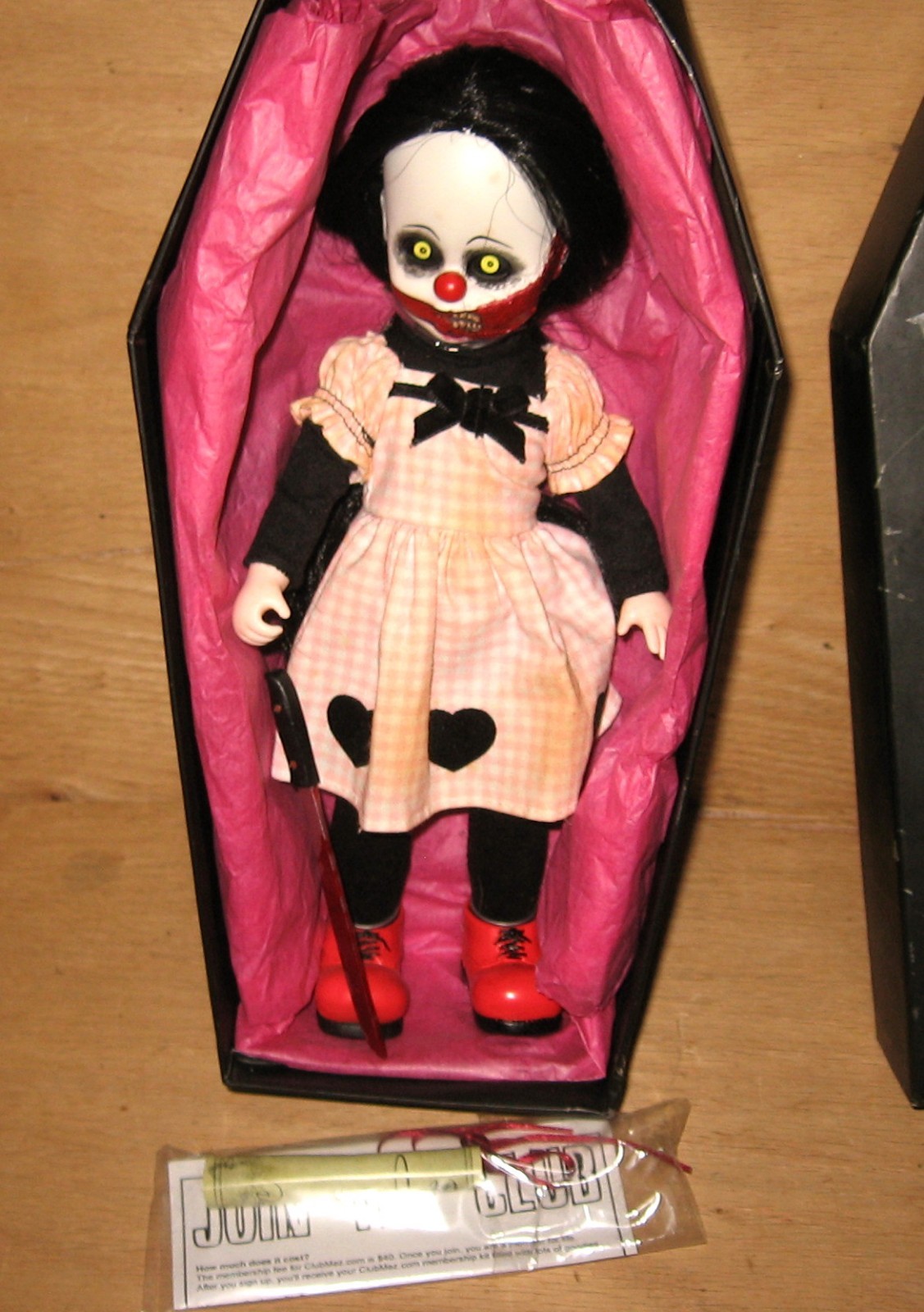 Mezco Living Dead Dolls Cuddles 93052
