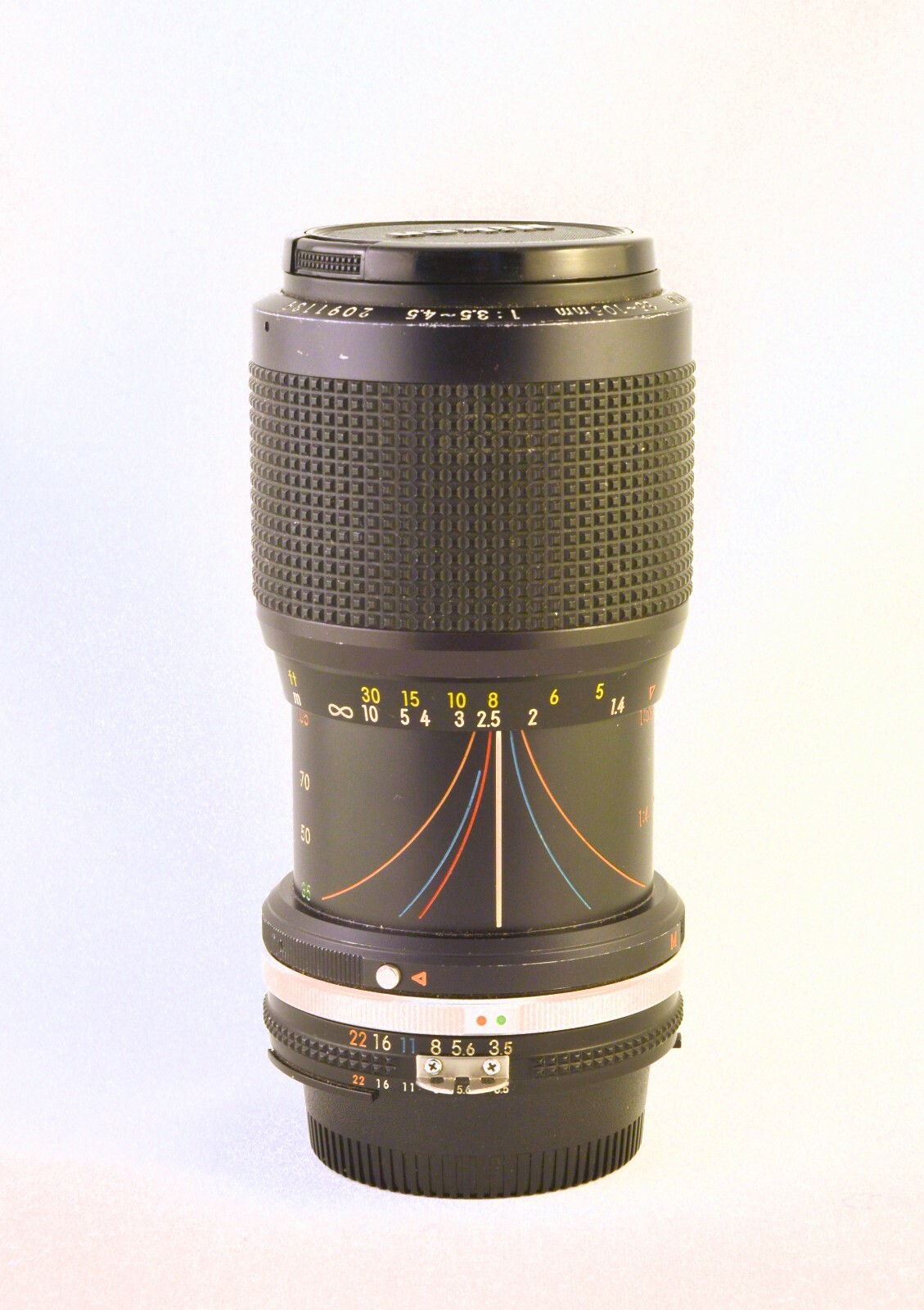 Nikon Zoom NIKKOR 35 105 mm f/ 3.5 - 4.5 Lens