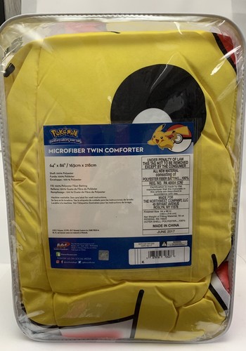 Pokémon Pika Pokeball Twin Sized Comforter - NEW!