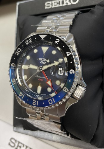 Pre-owned Seiko 5 Sports Skx Series Automatic Gmt Blue Dial Watch Ssk003 / Tag Japan