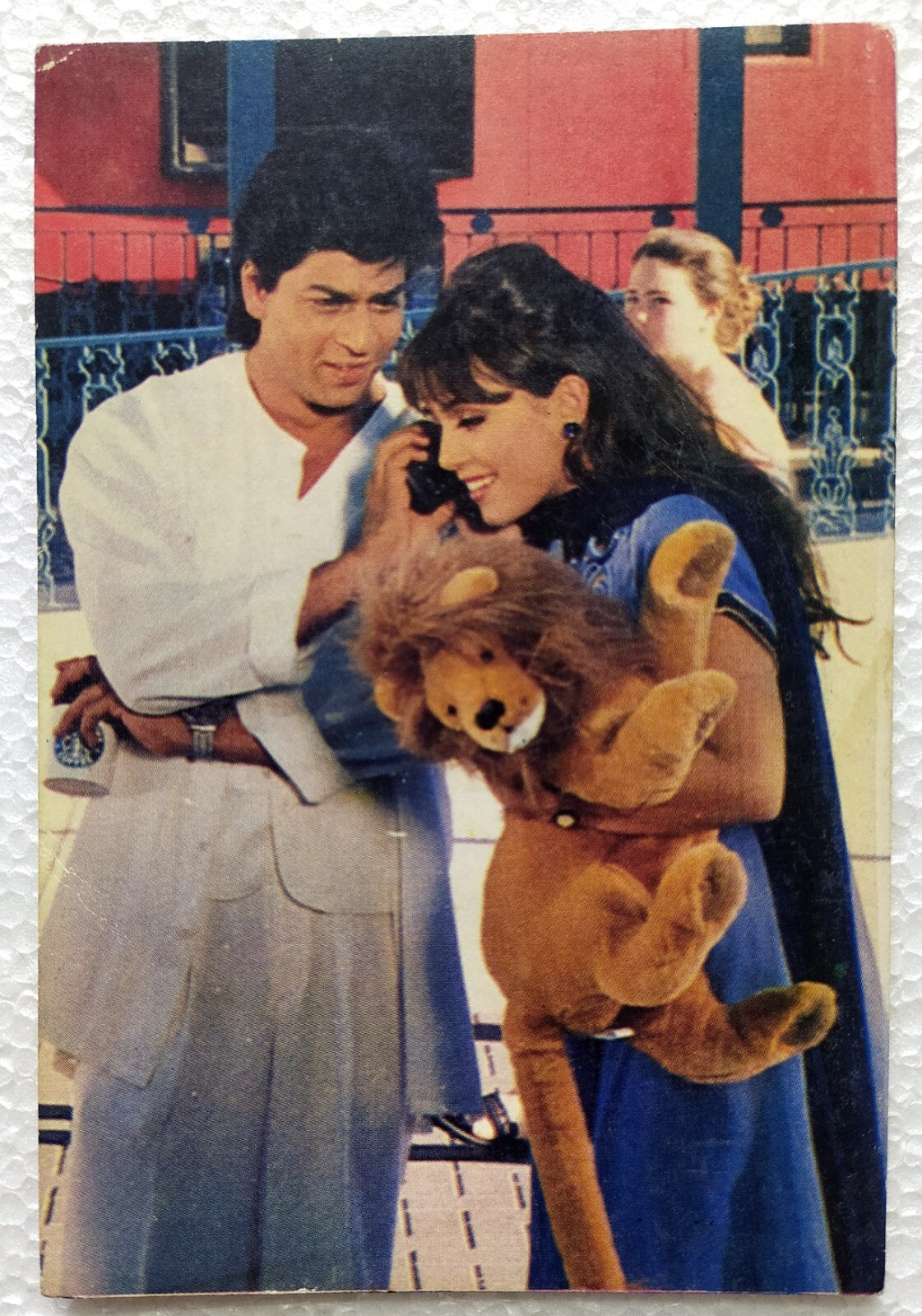 на чужбине индийский. на чужбине индийский. махима чаудхари и шахрукх кхан. на чужбине фильм 1997. индийский кино шахрукх кхан обманутые надежды.