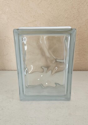 Glass Block - Mulia 6x8x3 Wave (5 3/4'' x 7 3/4'' x 3 1/8'')