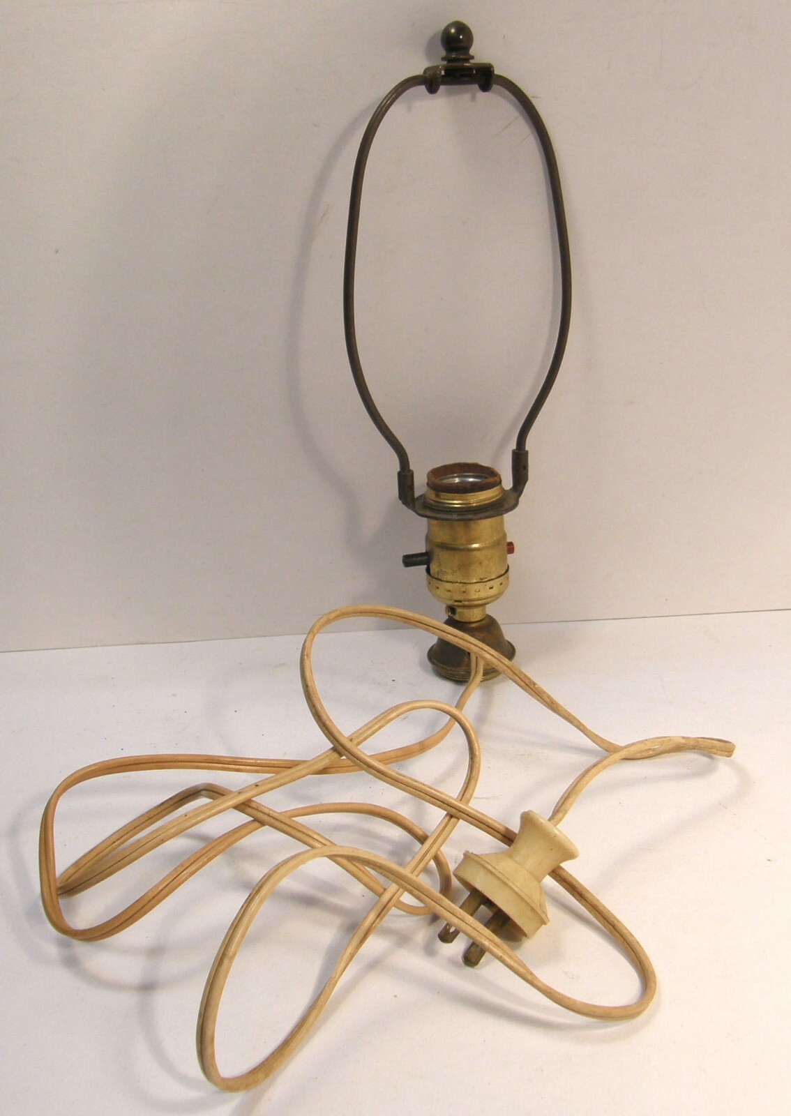BRASS DIY OIL KEROSENE CONVERSION TO ELECTRIC LAMP SOCKET SHADE HARP CORD